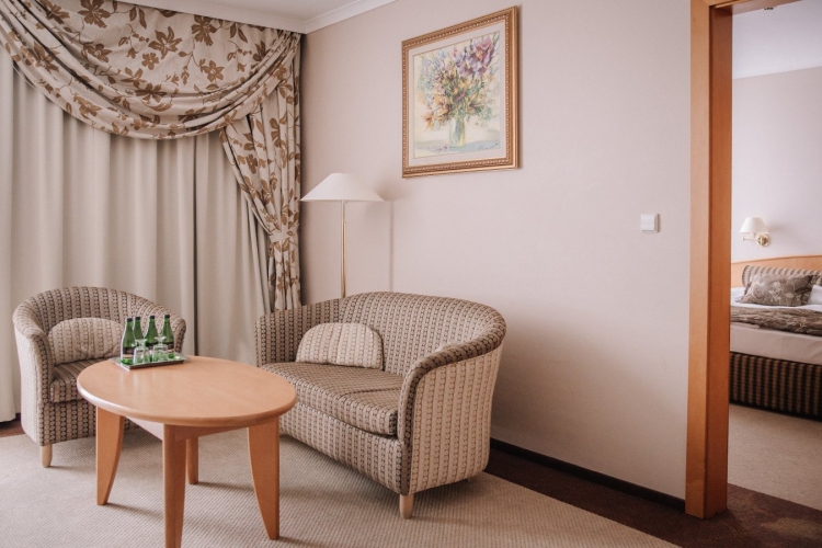 Hotel Atut w Licheniu Starym