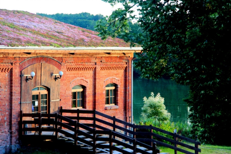 Hotel Olandia w Prusimiu