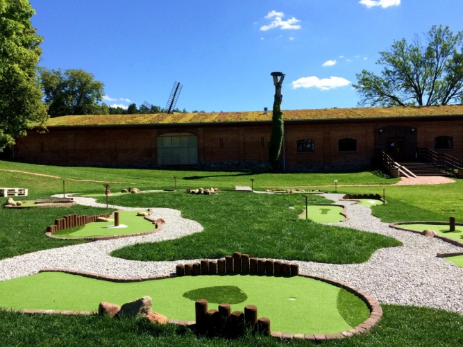 Hotel Olandia w Prusimiu