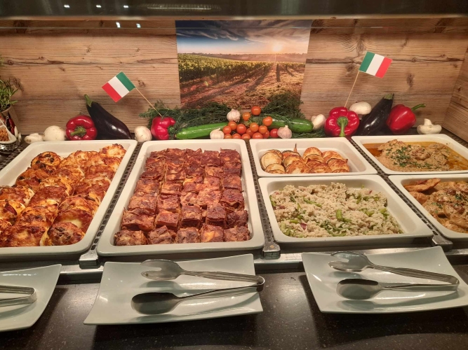 Mineral Hotel MALINOWY RAJ w Solcu Zdroju