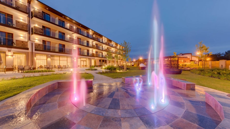 Mineral Hotel MALINOWY RAJ w Solcu Zdroju