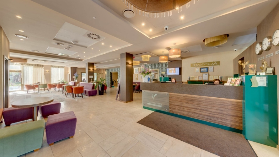 Mineral Hotel MALINOWY RAJ w Solcu Zdroju