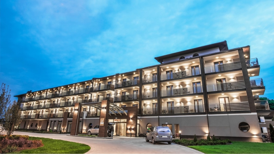 Mineral Hotel MALINOWY RAJ w Solcu Zdroju