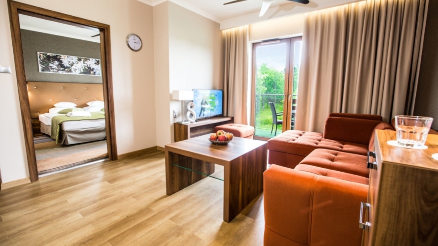 Mineral Hotel MALINOWY RAJ w Solcu Zdroju