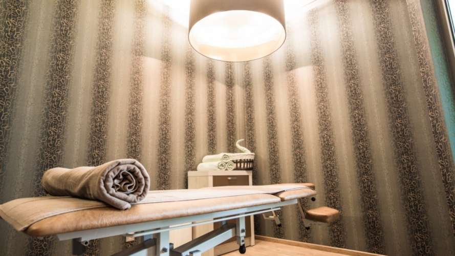 Mineral Hotel MALINOWY RAJ w Solcu Zdroju