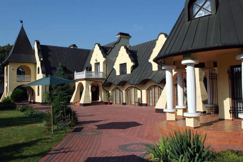 Dom Opieki Pałac w Markach