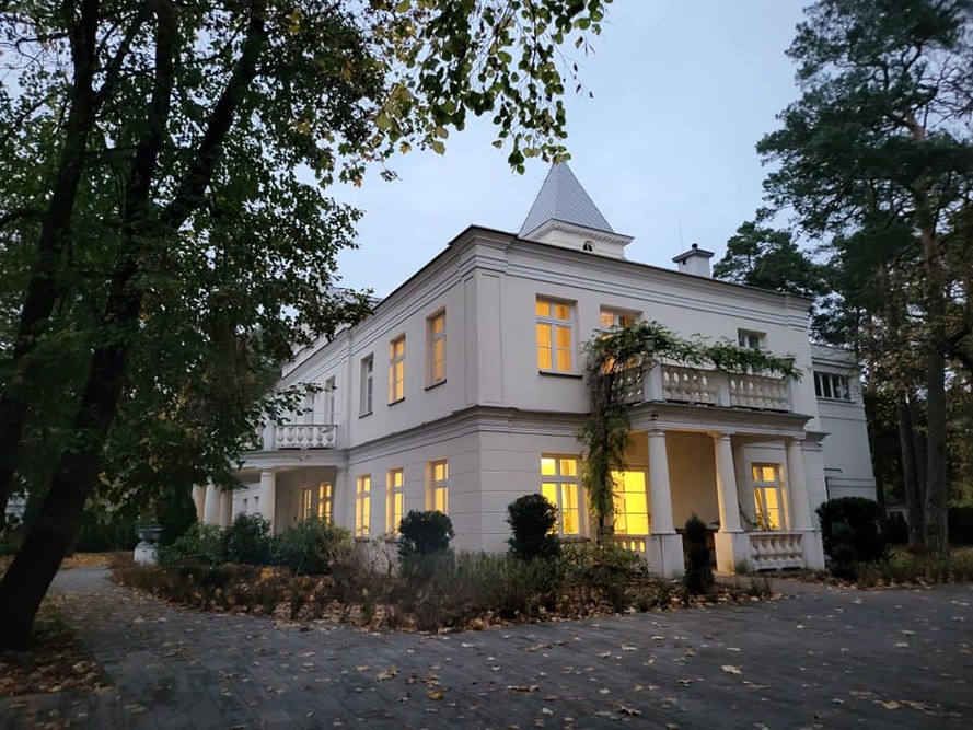 Dom Opieki Willa Syrena w Konstancinie-Jeziornie