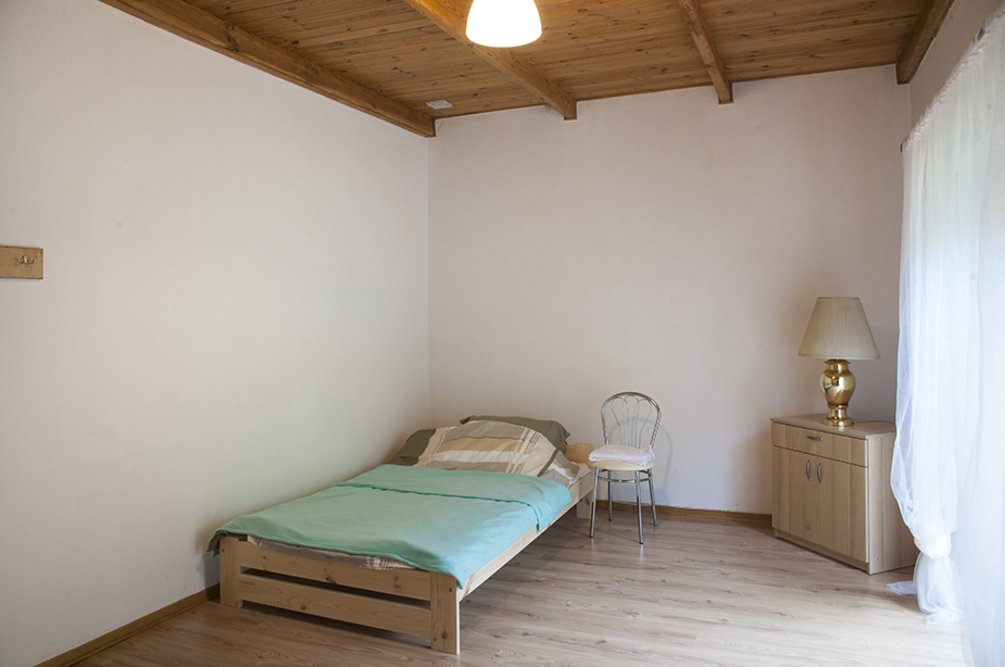 Jeden z pokoi w Domu Seniora Jagodowe Zacisze w Jazgarzewszczyźnie