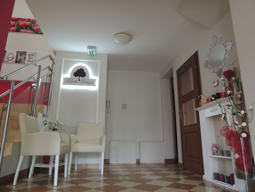 Pielęgniarski Dom Opieki Złota Ostoja w Palmirach