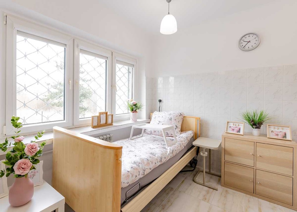 Jeden z pokoi w Prywatnym Domu Seniora Peonia w Zgierzu