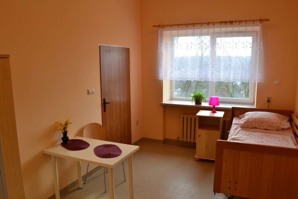 Mieszkańcy Kompleksu Opiekuńczego „U Stępniów" w Koziej Woli mają do dyspozycji przestronne pokoje z łazienkami