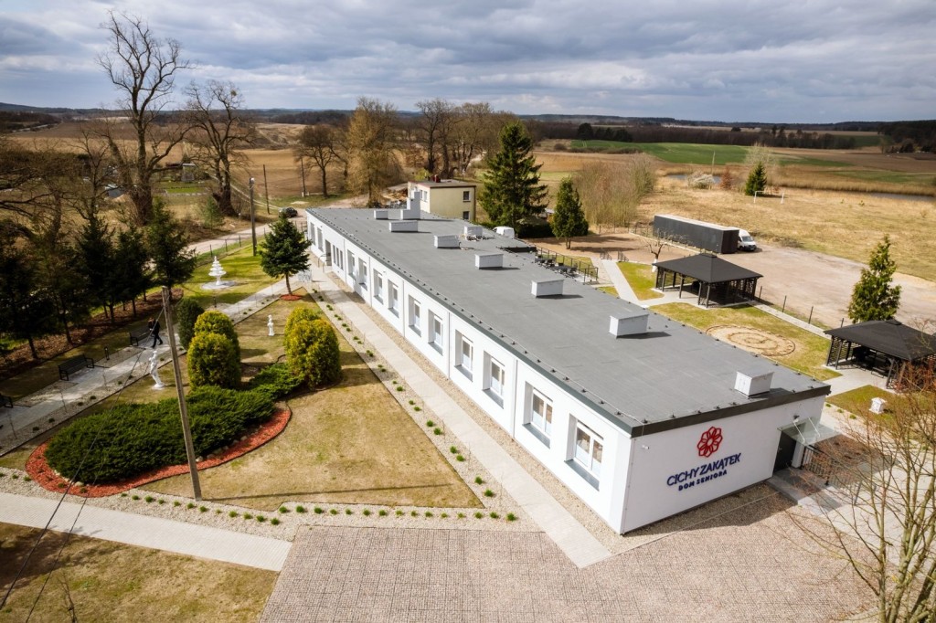 Dom Seniora Cichy Zakątek w Strzelczynie z lotu ptaka