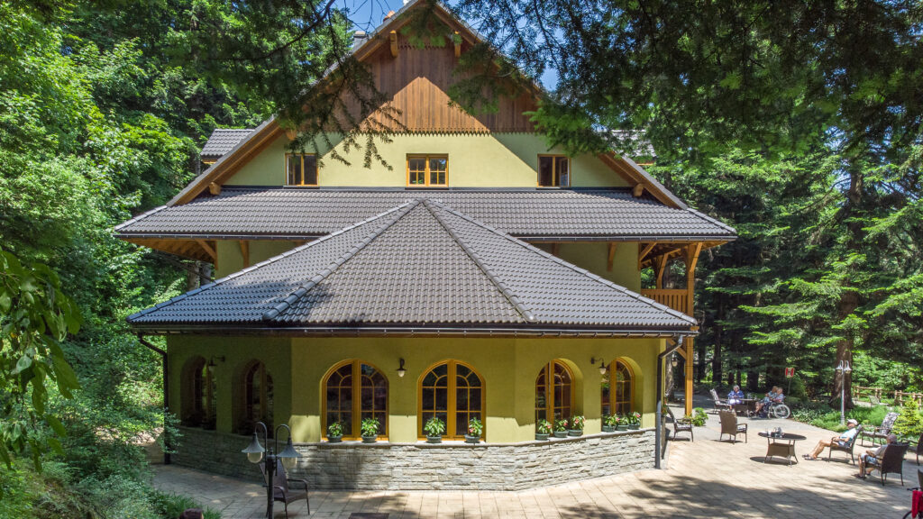 Górski Dom Seniora w Brennej