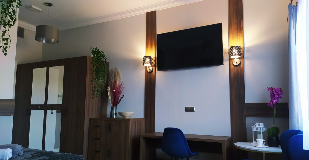 Dwór Seniora w Chrząstówce