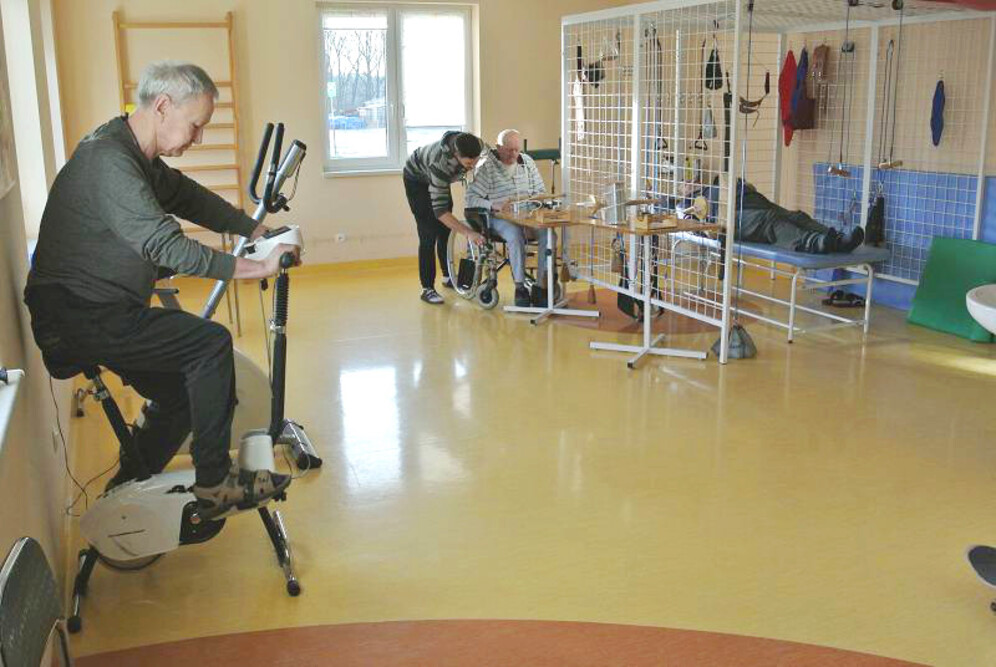 Kompleks Wypoczynkowo - Opiekuńczy „Dom Nad Doliną” w Rożnowie dysponuje własnym zapleczem rehabilitacyjnym
