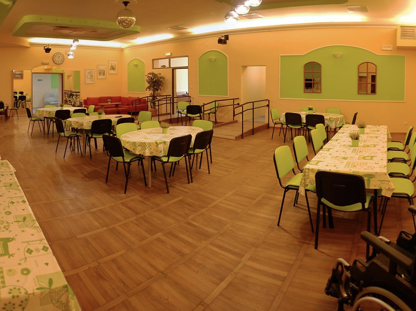 Stołówka w Domu Seniora „Pod Kasztanami" w Dzierżoniowie