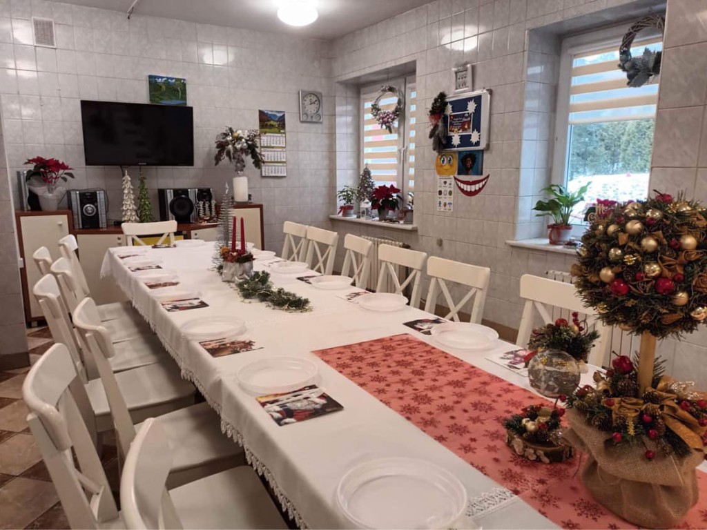 Wspólna jadalnia w Domu Pomocy Społecznej w Koszelewie