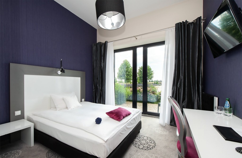 Hotel **** Lawendowe Termy Medical SPA w Uniejowie oddaje do dyspozycji gości przestronne i komfortowo urządzone pokoje