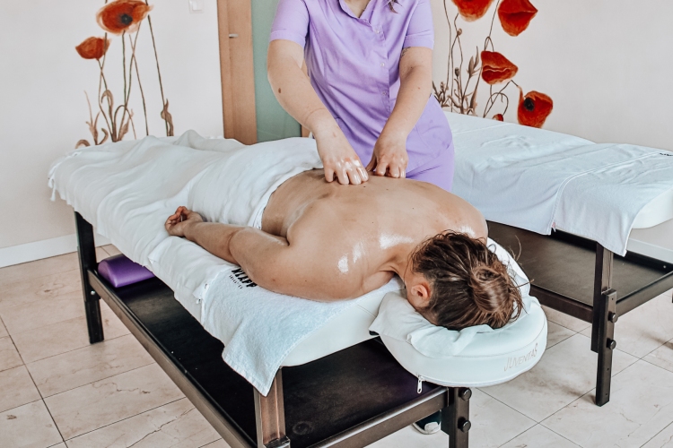 Hotel **** Lawendowe Termy Medical SPA w Uniejowie