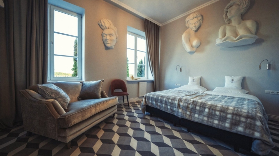 Pałac Alexandrinum w Poświętnem