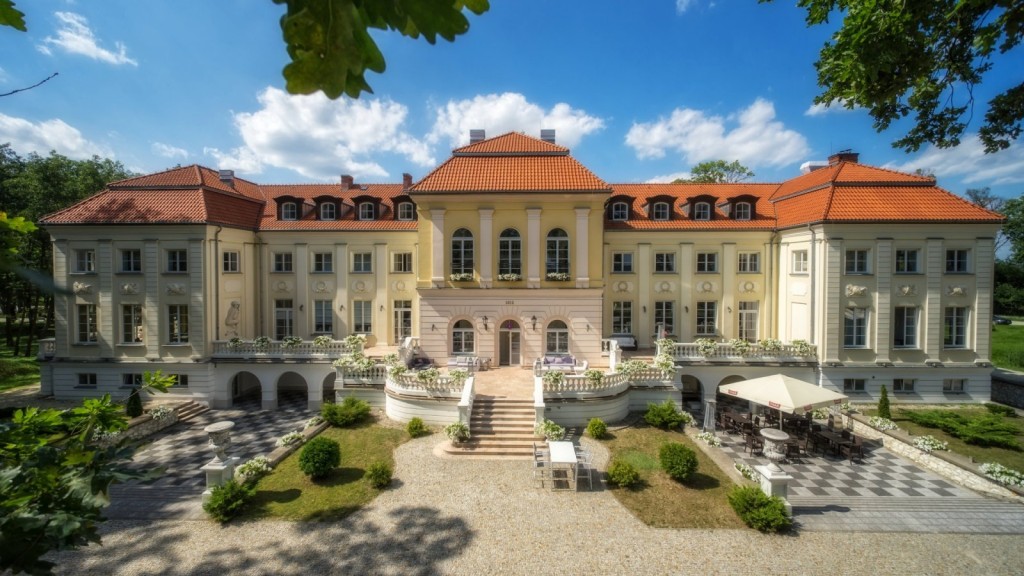 Pałac Alexandrinum w Poświętnem