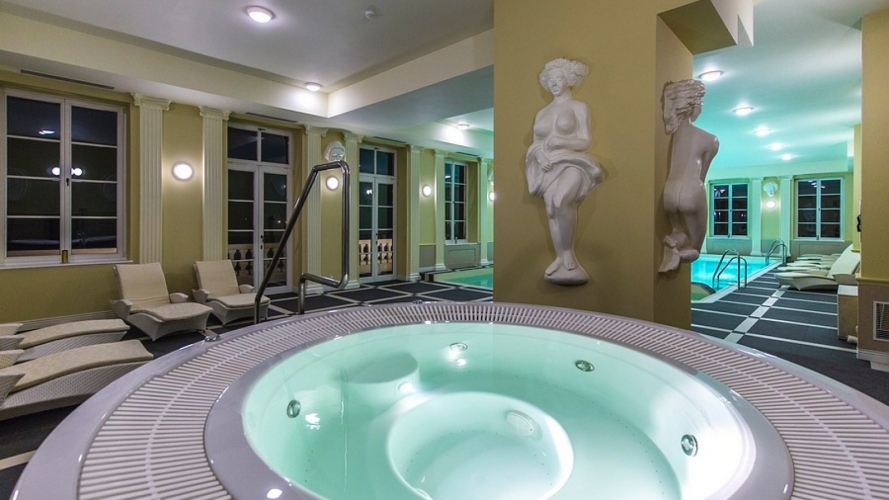 Pałac Alexandrinum w Poświętnem