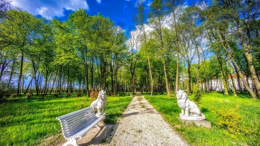 Pałac Alexandrinum w Poświętnem