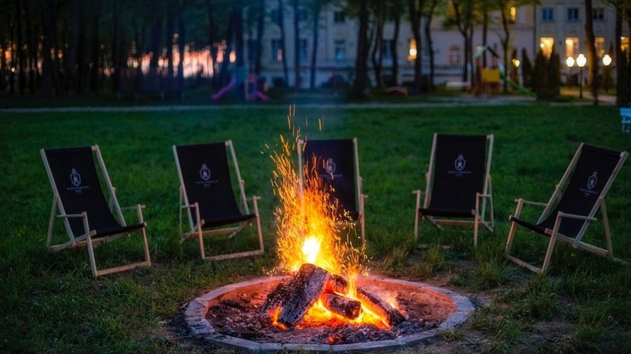 Pałac Alexandrinum w Poświętnem