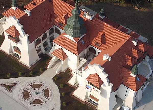 Hotel Kasztel w Rzezawie