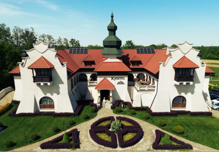 Hotel Kasztel w Rzezawie