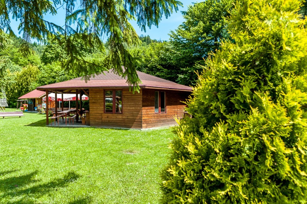 Ośrodek Wczasowy CZAHÓWKA w Pewli Małej