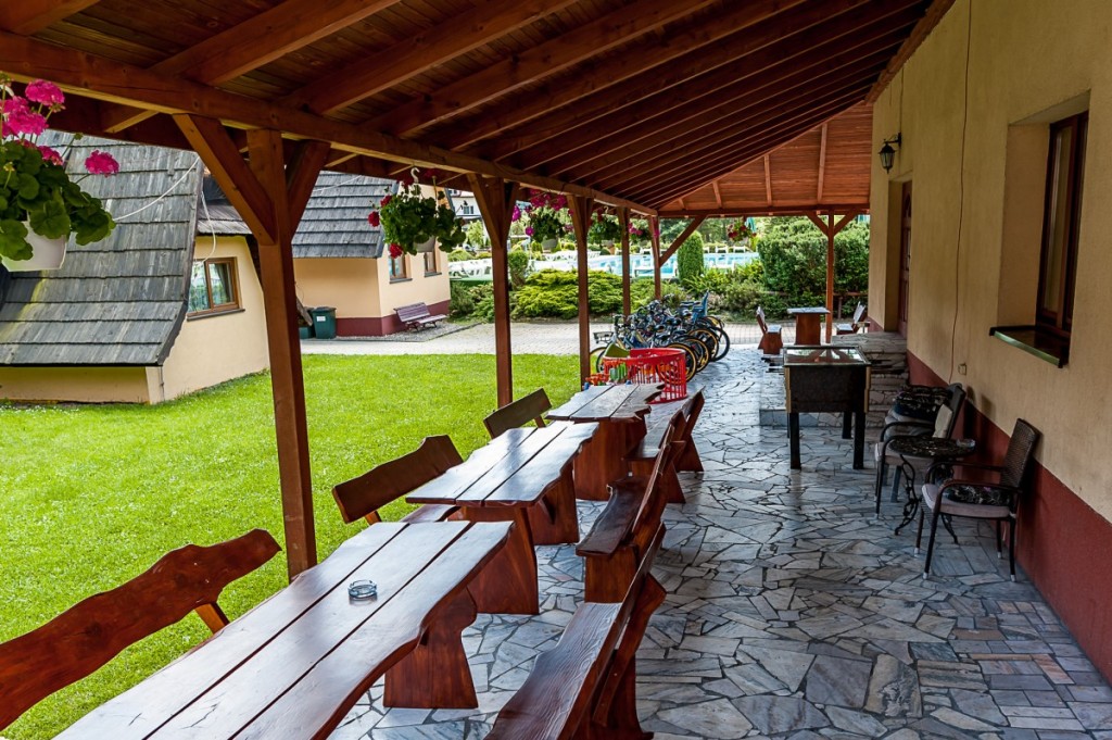 Ośrodek Wczasowy CZAHÓWKA w Pewli Małej