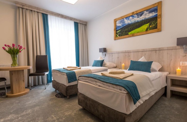 Jeden z pokoi 2-osobowych w HoteluGrand Tatry w Białce Tatrzańskiej