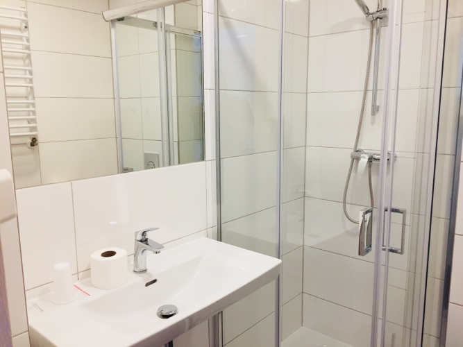 Willa Nest w Unieściu