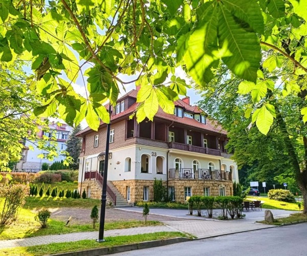 Villa Lessing w Polanicy-Zdroju