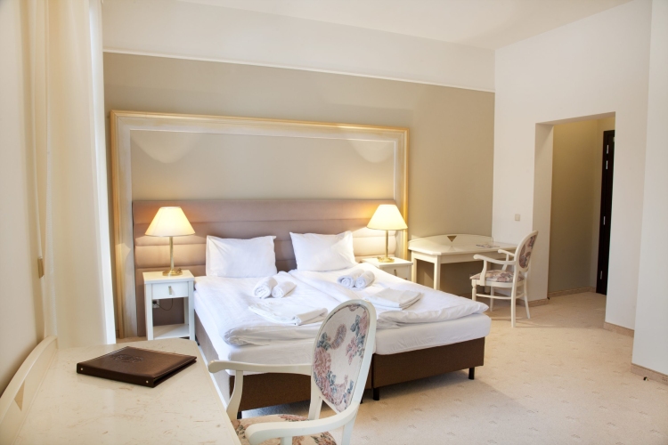 Villa Lessing w Polanicy-Zdroju oferuje swoim gościom jasne i przestronne pokoje z licznymi udogodnieniami