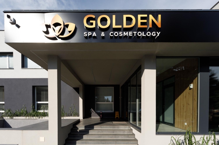 Holiday Golden Resort w Łazach