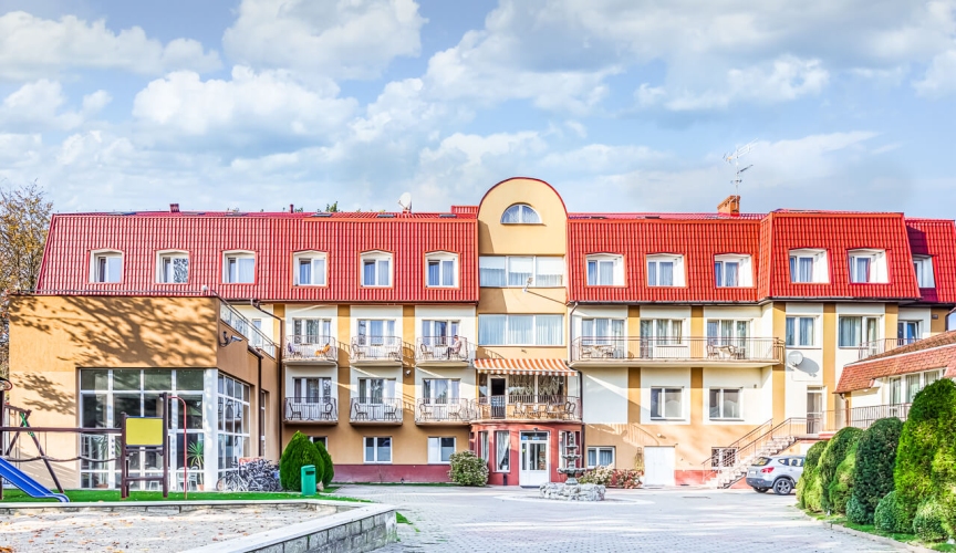 Hotel JANTAR w Rewalu