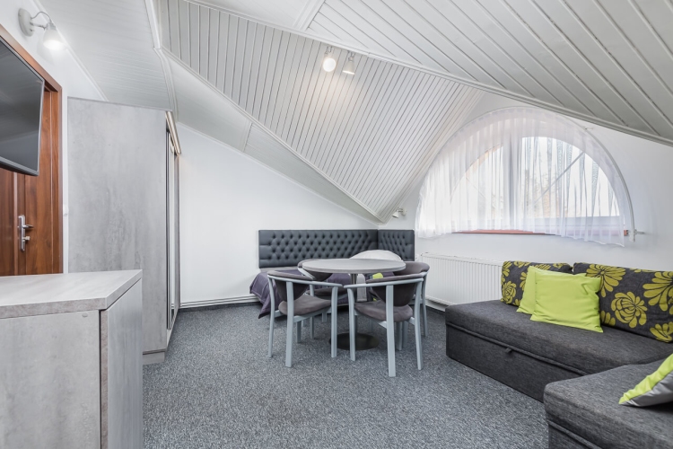 Hotel JANTAR w Rewalu