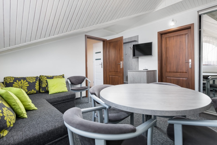 Hotel JANTAR w Rewalu