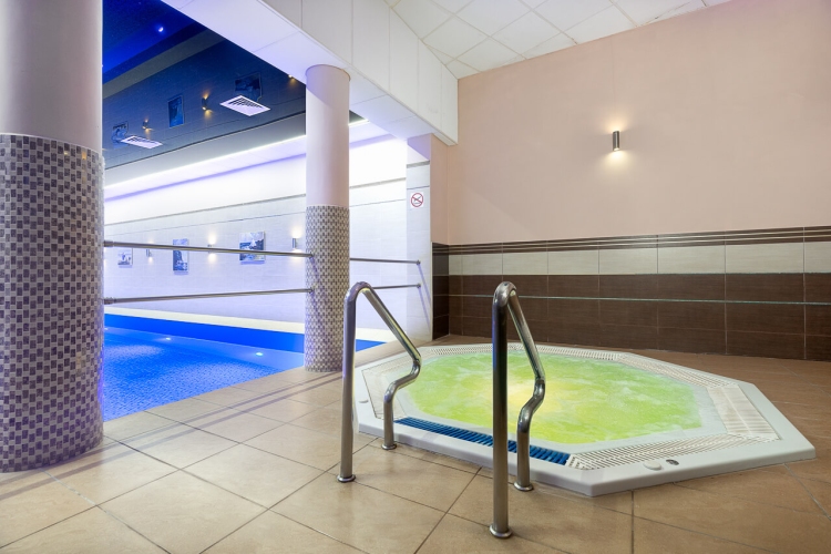 Hotel JANTAR w Rewalu