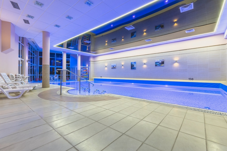 Hotel JANTAR w Rewalu