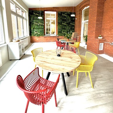 W Domu Seniora FELIZA w Słupsku nie brakuje przytulnych miejsc, w których seniorzy mogą spędzać czas wspólnie