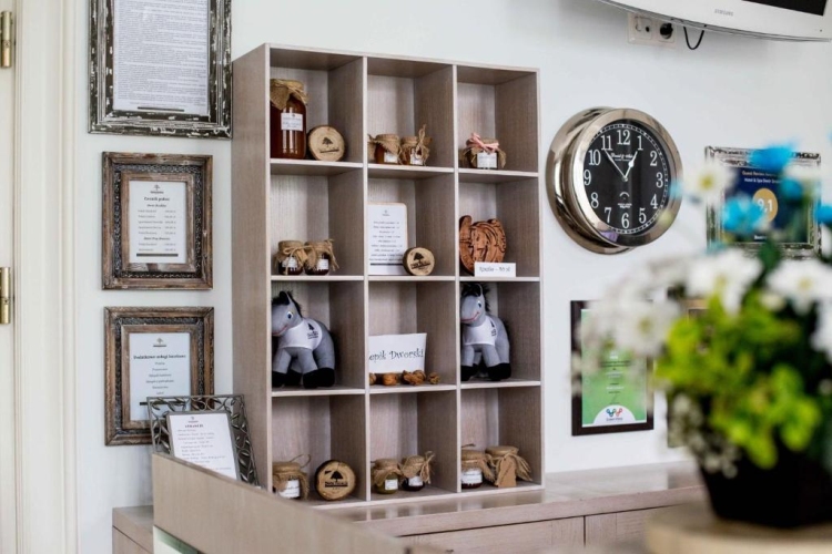 Dwór Droblin w Droblinie