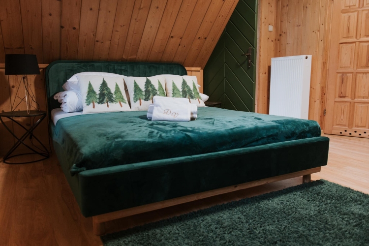 Hotel Dolce Vita w Ustroniu dysponuje komfortowymi pokojami i domkiem