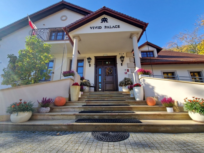 Dom Seniora VIVID PALACE w Łopienniku