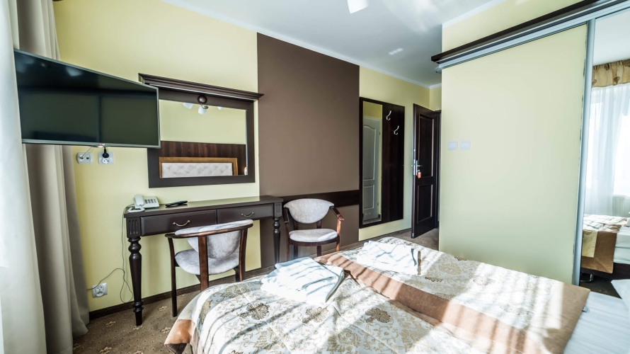 Hotel JANTAR w Rewalu