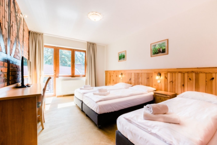 Goście hotelu Zalesie Mazury Active SPA w Barczewie mają do wyboru pokoje o zróżnicowanym standardzie