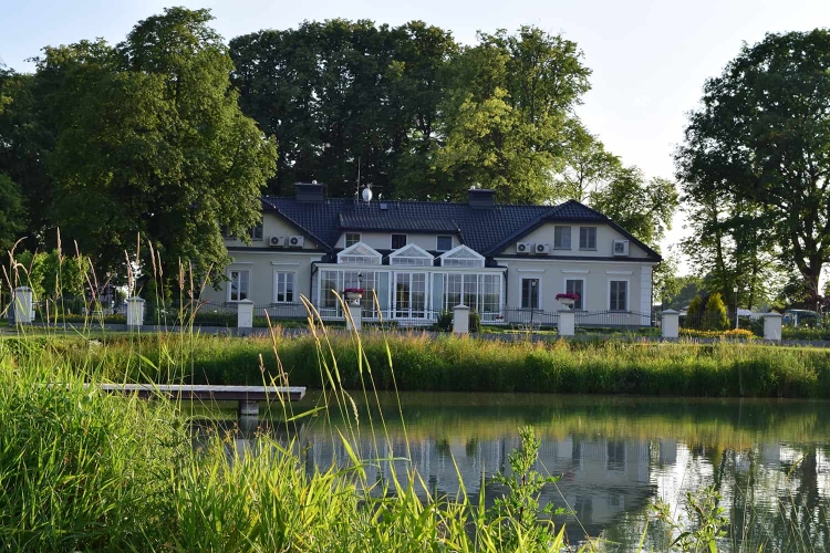 Dwór Droblin w Droblinie