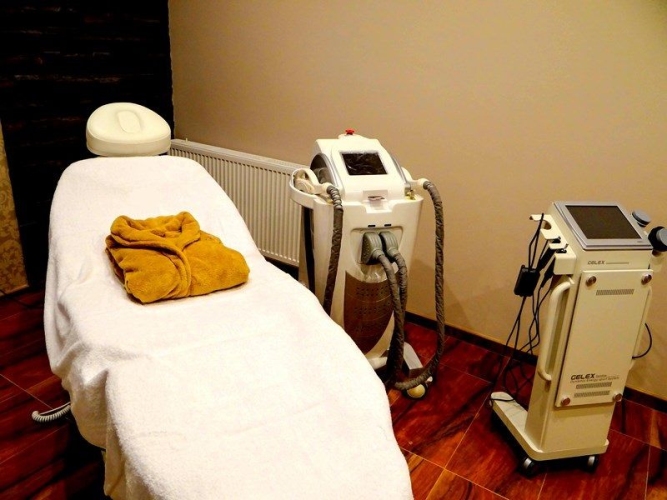 Hotel Gorzelanny w Pokrzywnej